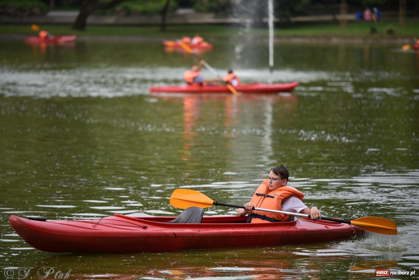 Zdjęcie w galerii na portalu naszraciborz.pl: Piknik Rodzinny Lato z Radiem w Parku im. Miasta Roth [FOTO] wiadomości z regionu