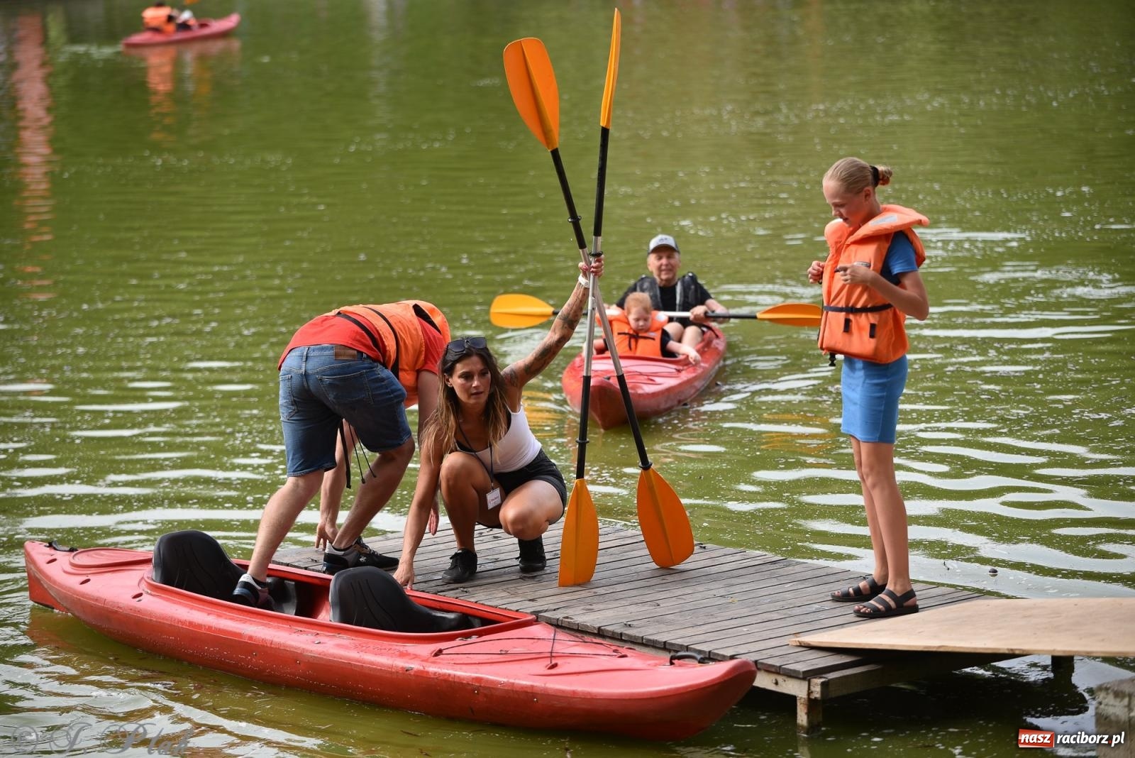 Zdjęcie w galerii na portalu naszraciborz.pl: Piknik Rodzinny Lato z Radiem w Parku im. Miasta Roth [FOTO] wiadomości z regionu