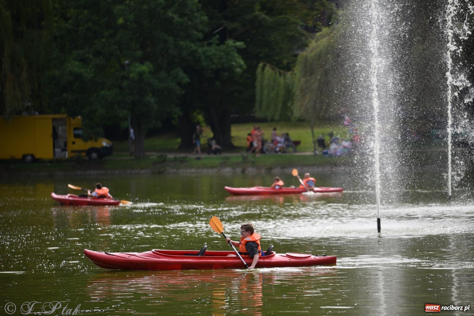 Zdjęcie w galerii na portalu naszraciborz.pl: Piknik Rodzinny Lato z Radiem w Parku im. Miasta Roth [FOTO] wiadomości z regionu