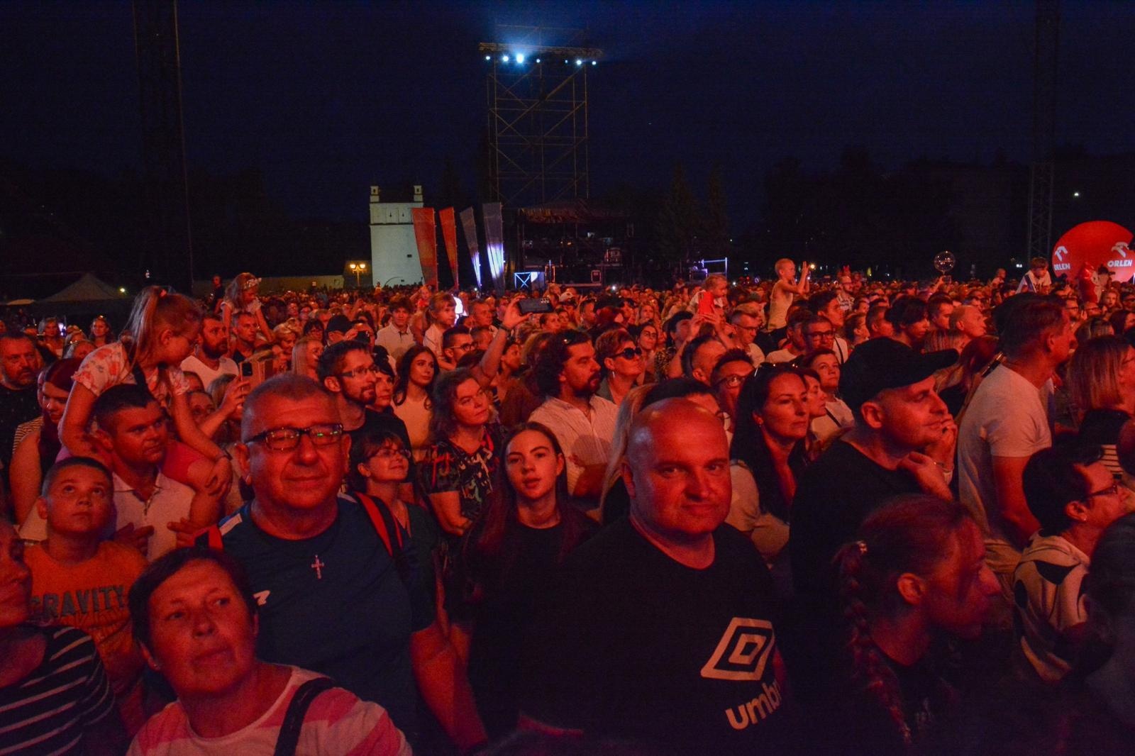Zdjęcie w galerii na portalu naszraciborz.pl: Występ Natalii Nykiel w Raciborzu stał pod znakiem zapytania wiadomości z regionu