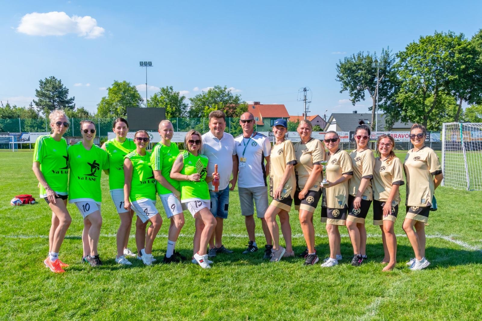 Zdjęcie w galerii na portalu naszraciborz.pl: Mamusie zagrały w siatkówkę o Puchar Sołtysa Tworkowa wiadomości z regionu