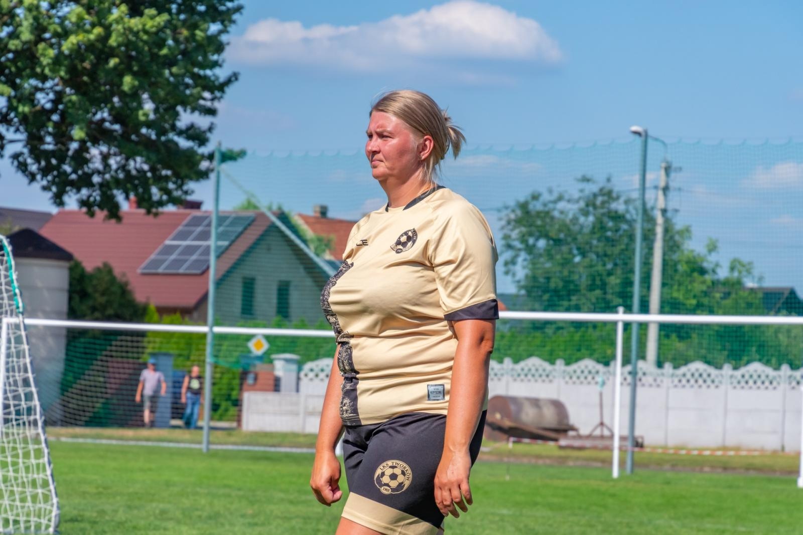 Zdjęcie w galerii na portalu naszraciborz.pl: Mamusie zagrały w siatkówkę o Puchar Sołtysa Tworkowa wiadomości z regionu