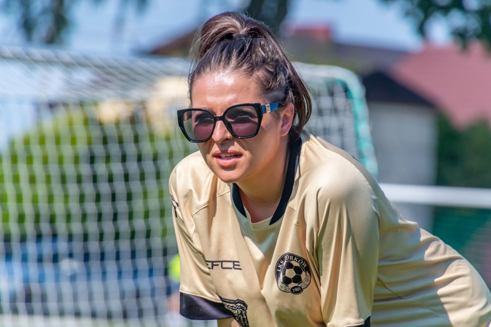 Zdjęcie w galerii na portalu naszraciborz.pl: Mamusie zagrały w siatkówkę o Puchar Sołtysa Tworkowa wiadomości z regionu