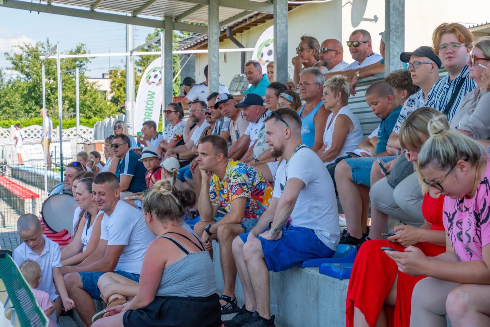 Zdjęcie w galerii na portalu naszraciborz.pl: Mamusie zagrały w siatkówkę o Puchar Sołtysa Tworkowa wiadomości z regionu