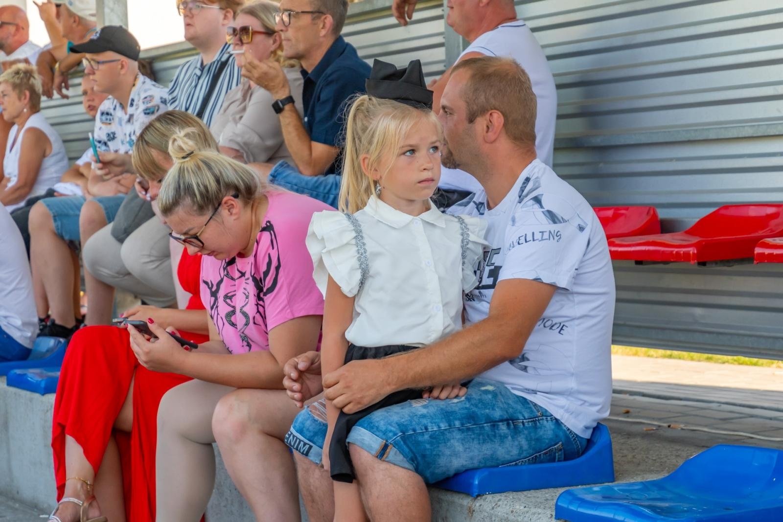 Zdjęcie w galerii na portalu naszraciborz.pl: Mamusie zagrały w siatkówkę o Puchar Sołtysa Tworkowa wiadomości z regionu