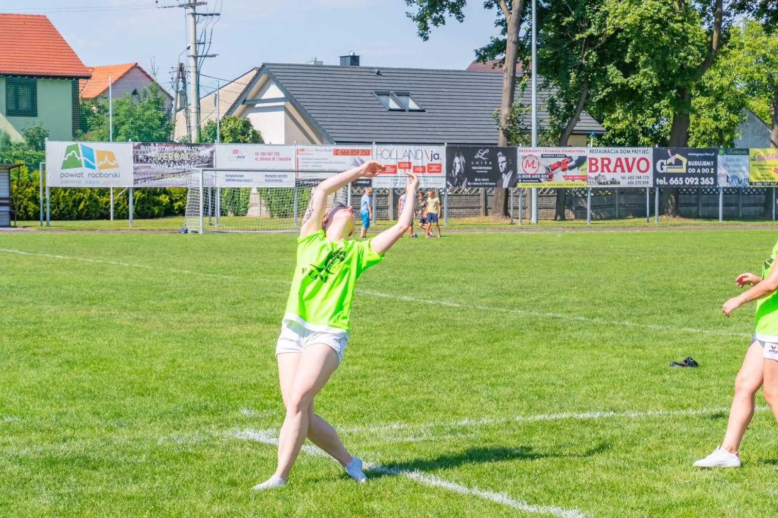 Zdjęcie w galerii na portalu naszraciborz.pl: Mamusie zagrały w siatkówkę o Puchar Sołtysa Tworkowa wiadomości z regionu