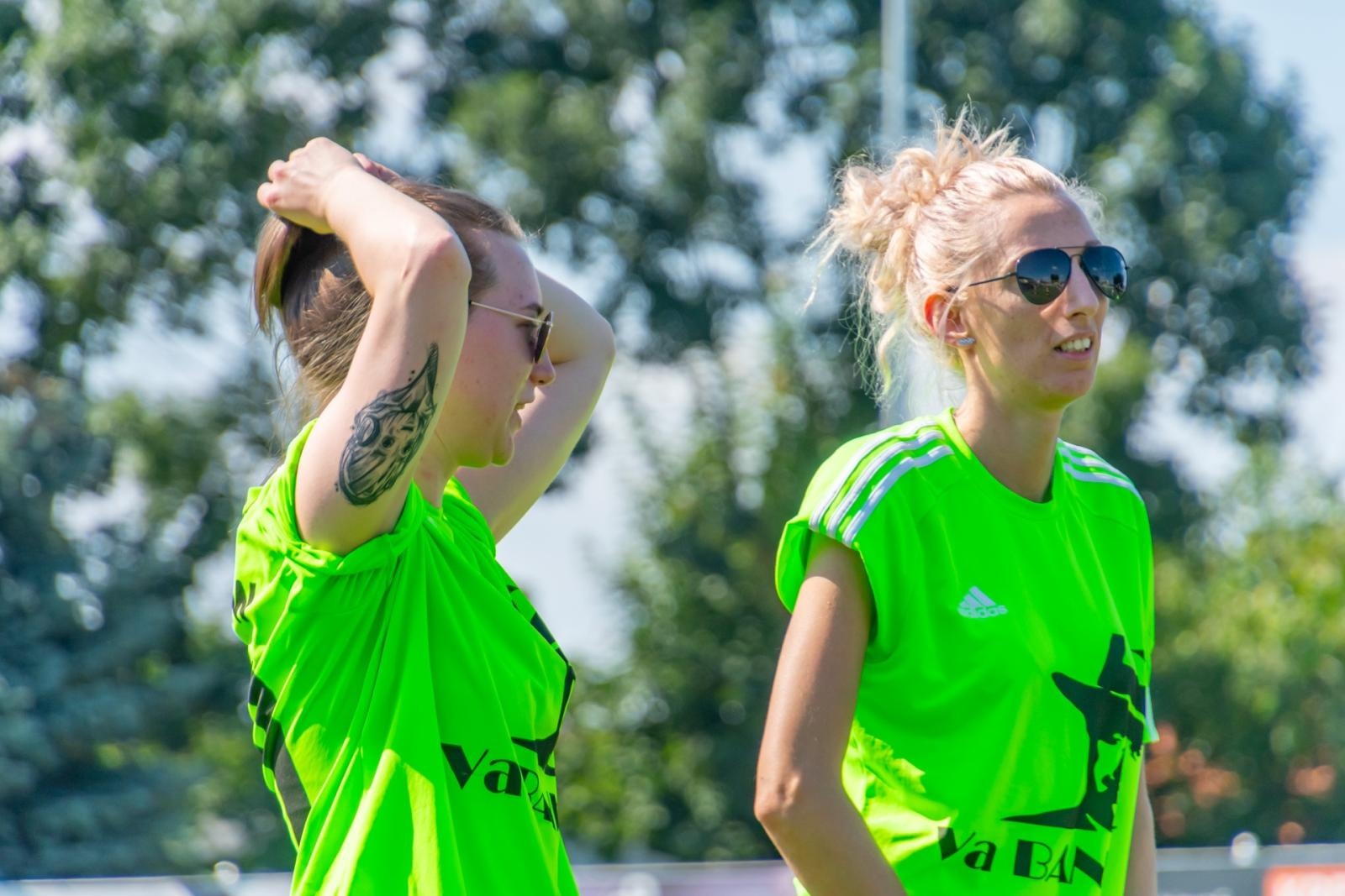 Zdjęcie w galerii na portalu naszraciborz.pl: Mamusie zagrały w siatkówkę o Puchar Sołtysa Tworkowa wiadomości z regionu