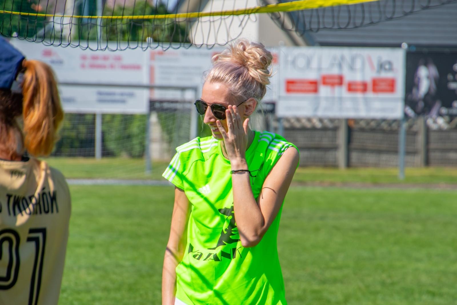 Zdjęcie w galerii na portalu naszraciborz.pl: Mamusie zagrały w siatkówkę o Puchar Sołtysa Tworkowa wiadomości z regionu