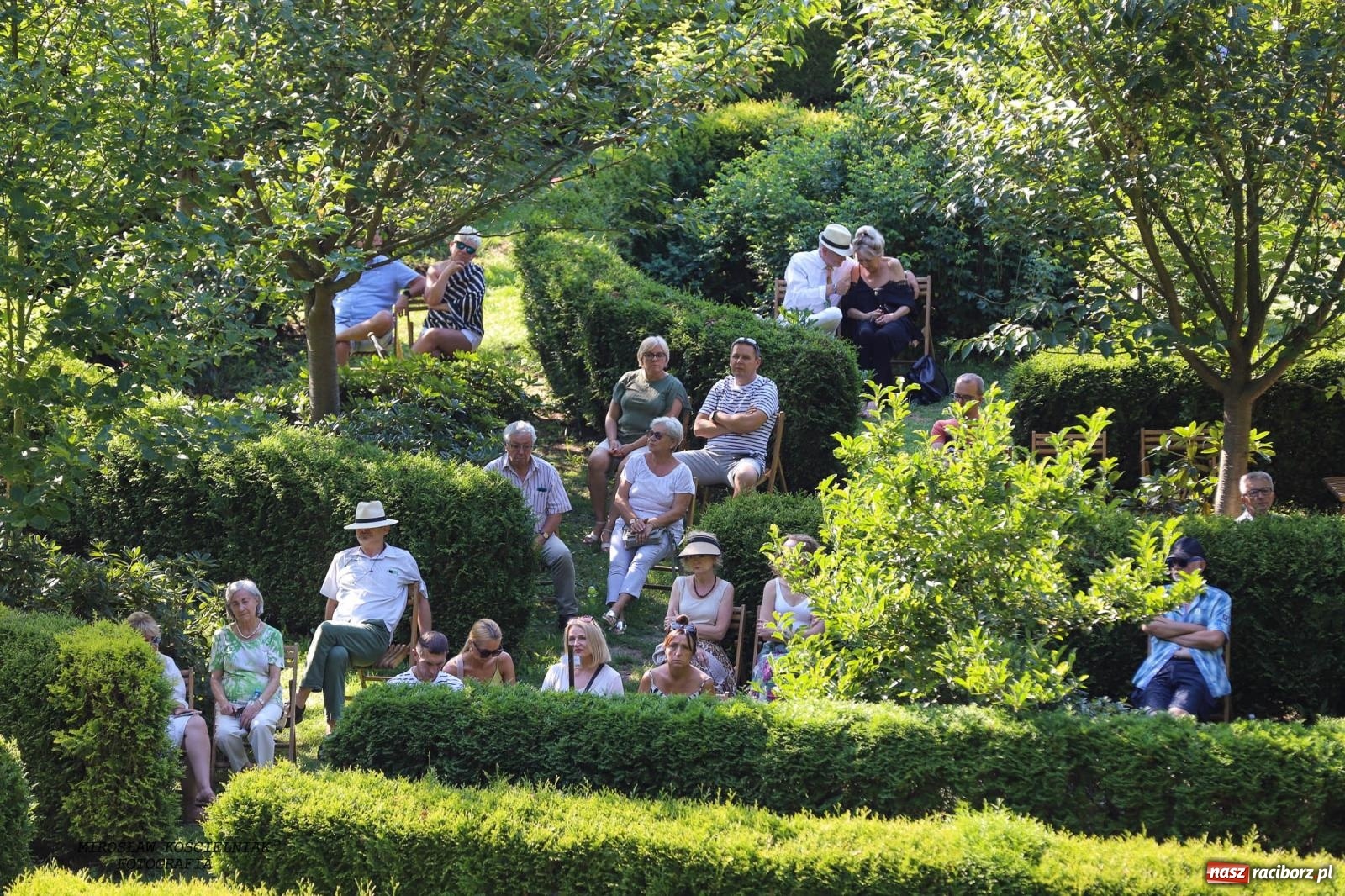 Zdjęcie w galerii na portalu naszraciborz.pl: Jazzowe klimaty w Zaczarowanym Ogrodzie wiadomości z regionu