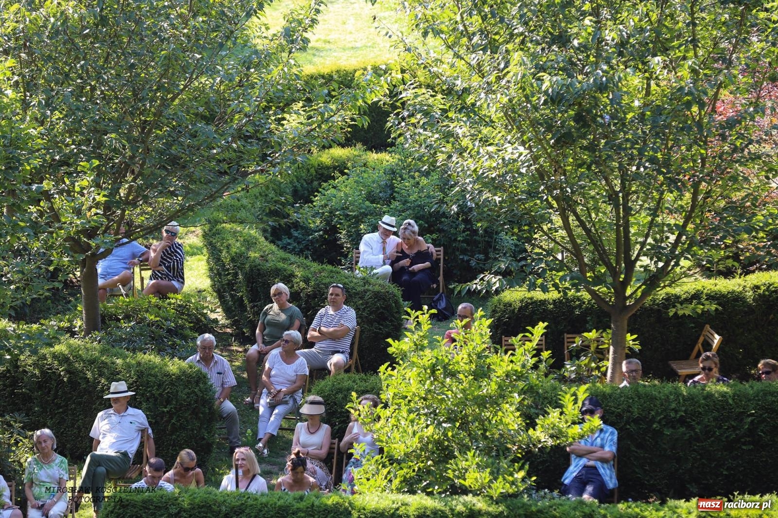 Zdjęcie w galerii na portalu naszraciborz.pl: Jazzowe klimaty w Zaczarowanym Ogrodzie wiadomości z regionu