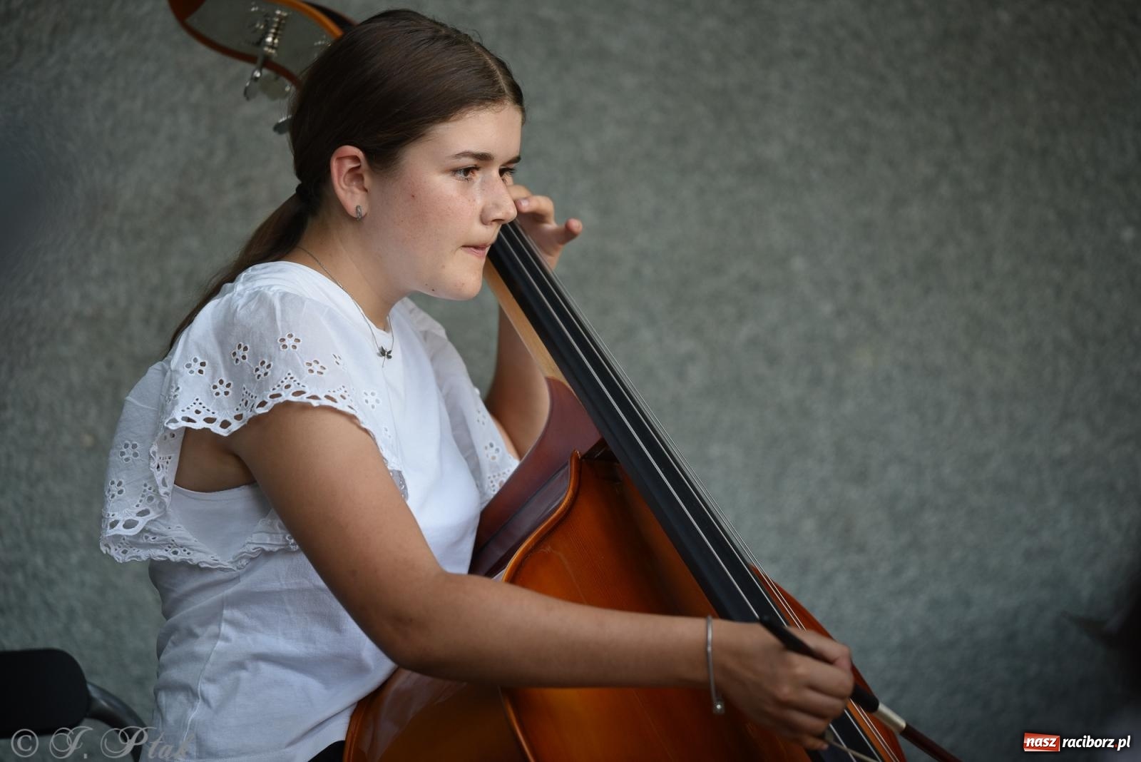 Zdjęcie w galerii na portalu naszraciborz.pl: Kolejny letni koncert RCK w Parku Roth. Muzyka filmowa w orkiestrowym wydaniu wiadomości z regionu