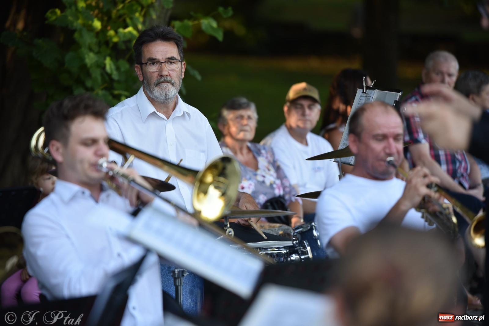 Zdjęcie w galerii na portalu naszraciborz.pl: Kolejny letni koncert RCK w Parku Roth. Muzyka filmowa w orkiestrowym wydaniu wiadomości z regionu