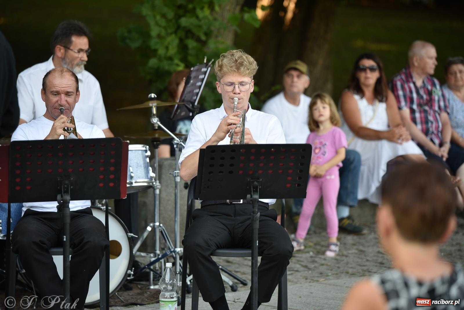 Zdjęcie w galerii na portalu naszraciborz.pl: Kolejny letni koncert RCK w Parku Roth. Muzyka filmowa w orkiestrowym wydaniu wiadomości z regionu