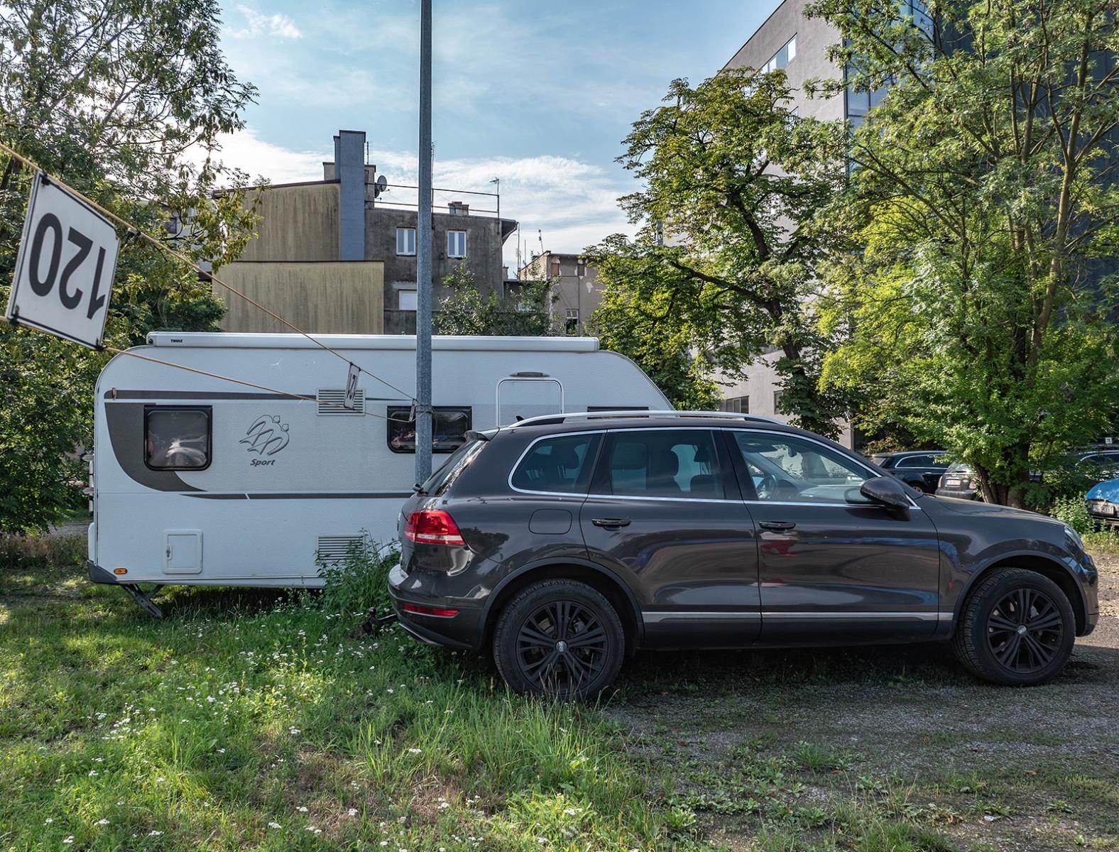 Zdjęcie w galerii na portalu naszraciborz.pl: Wakacyjny zestaw od urzędu skarbowego: SUV plus przyczepa kempingowa wiadomości z regionu