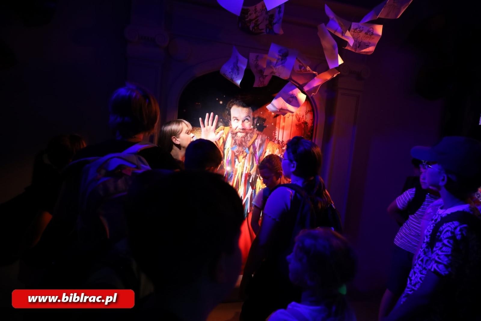 Zdjęcie w galerii na portalu naszraciborz.pl: Magiczny świat kina odkryty z Biblioteką w Raciborzu wiadomości z regionu