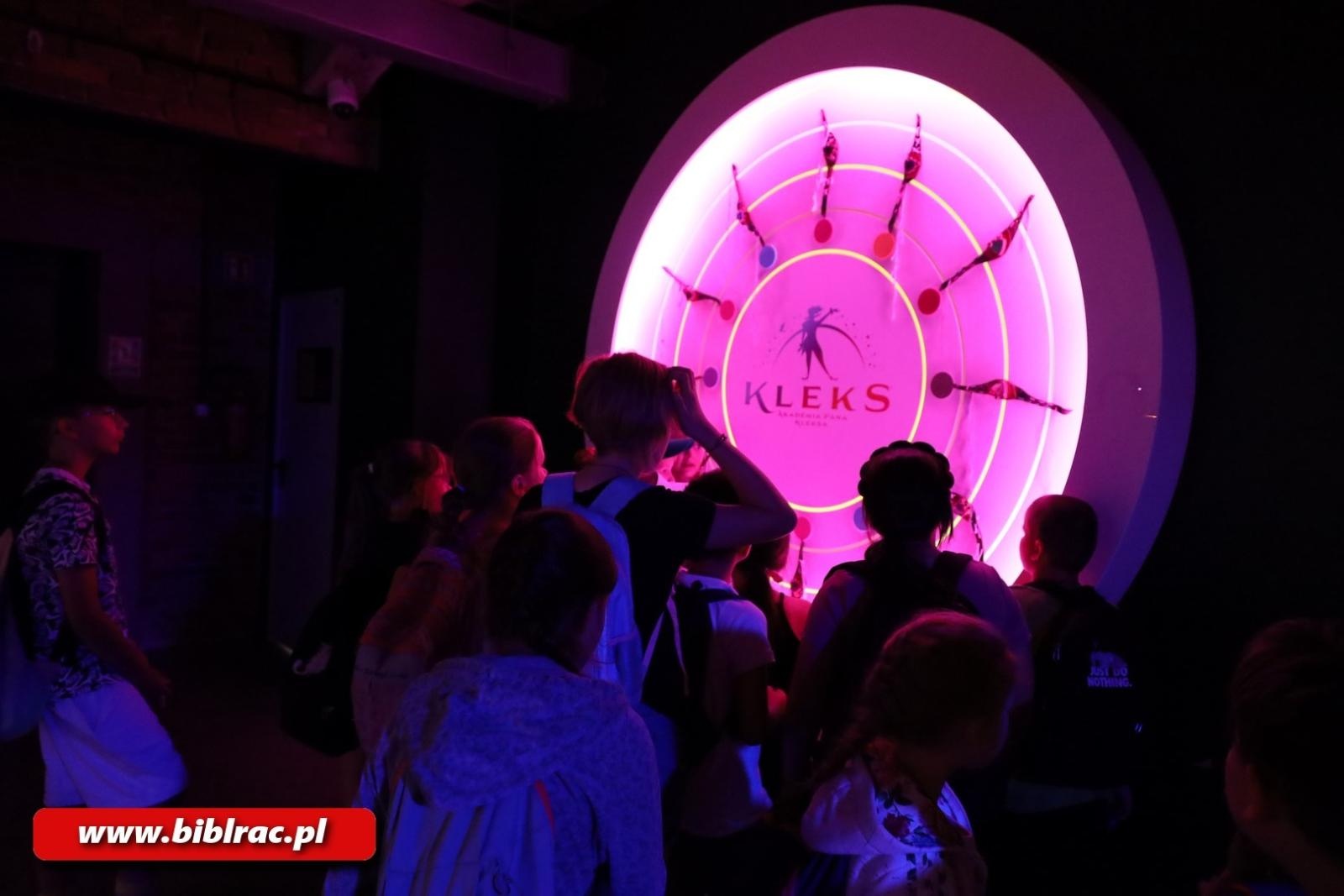 Zdjęcie w galerii na portalu naszraciborz.pl: Magiczny świat kina odkryty z Biblioteką w Raciborzu wiadomości z regionu