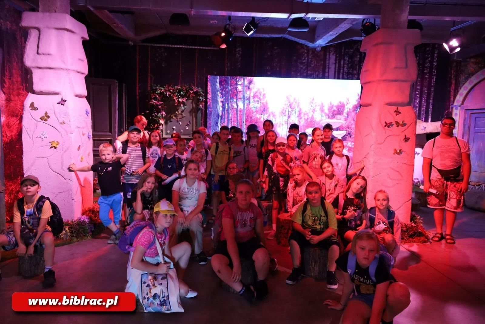 Zdjęcie w galerii na portalu naszraciborz.pl: Magiczny świat kina odkryty z Biblioteką w Raciborzu wiadomości z regionu