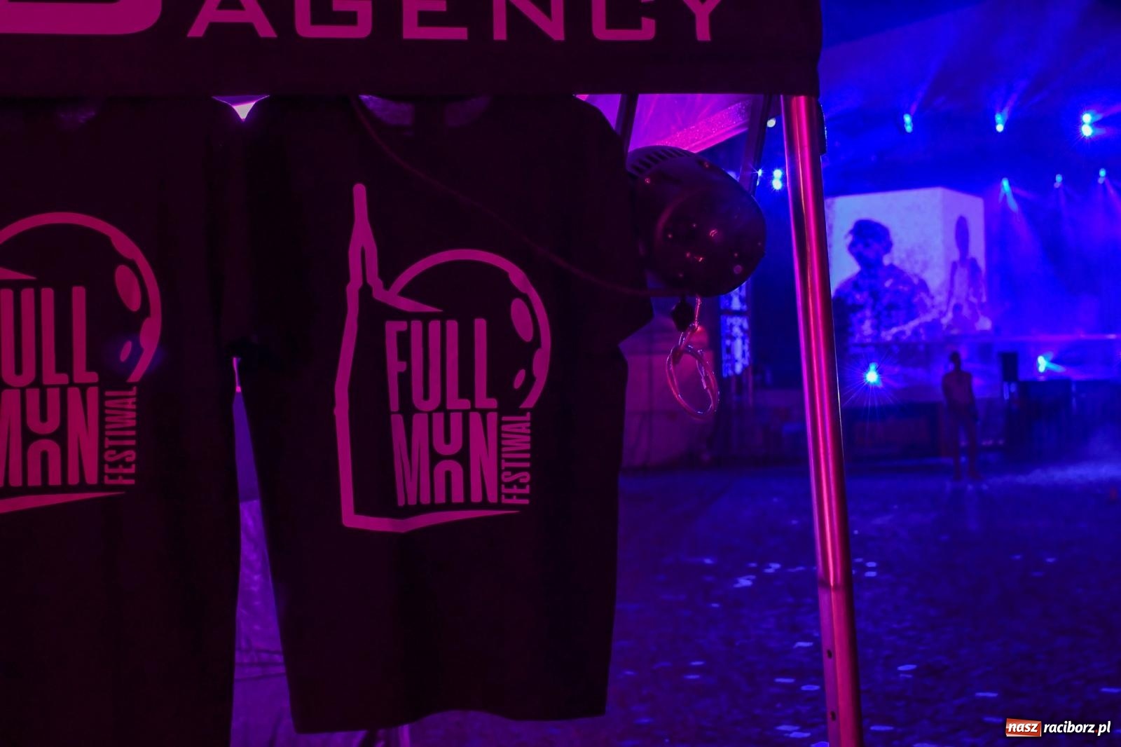 Zdjęcie w galerii na portalu naszraciborz.pl: Full Moon na raciborskim zamku - dzień pierwszy wiadomości z regionu