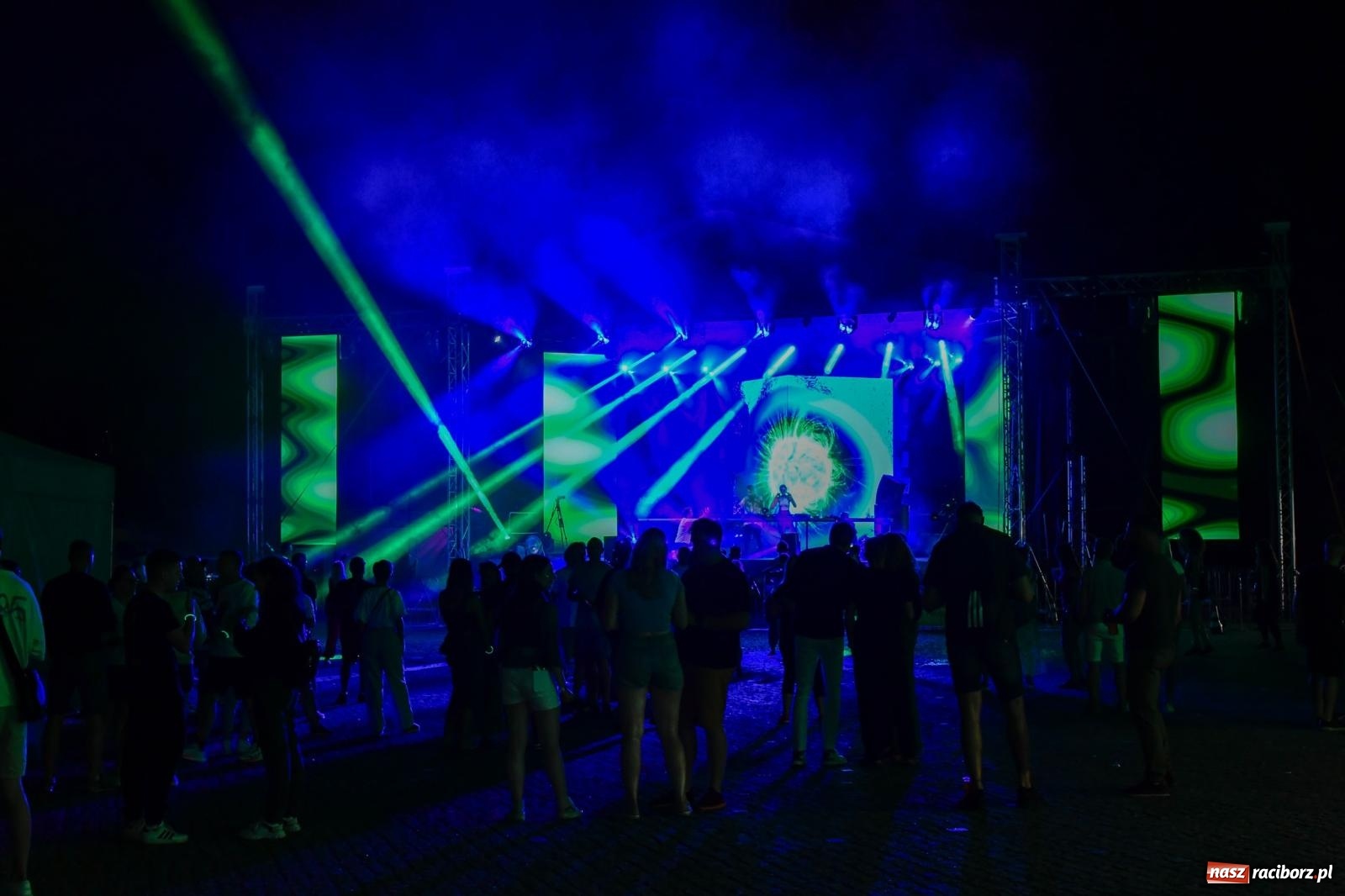 Zdjęcie w galerii na portalu naszraciborz.pl: Full Moon na raciborskim zamku - dzień pierwszy wiadomości z regionu