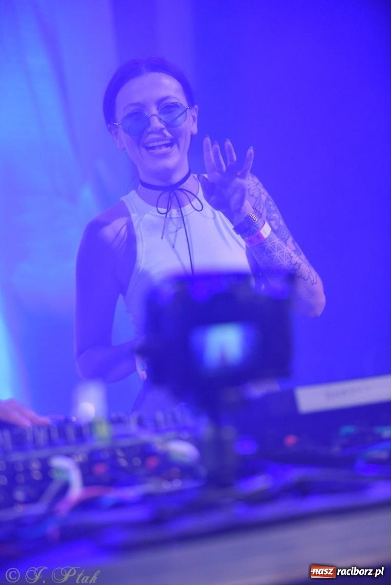 Zdjęcie w galerii na portalu naszraciborz.pl: Full Moon na raciborskim zamku - dzień pierwszy wiadomości z regionu