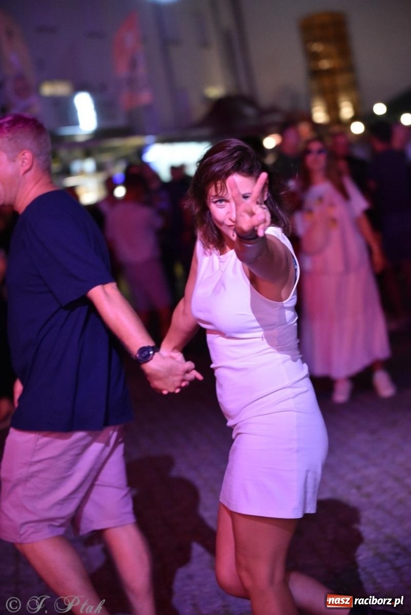 Zdjęcie w galerii na portalu naszraciborz.pl: Full Moon na raciborskim zamku - dzień pierwszy wiadomości z regionu