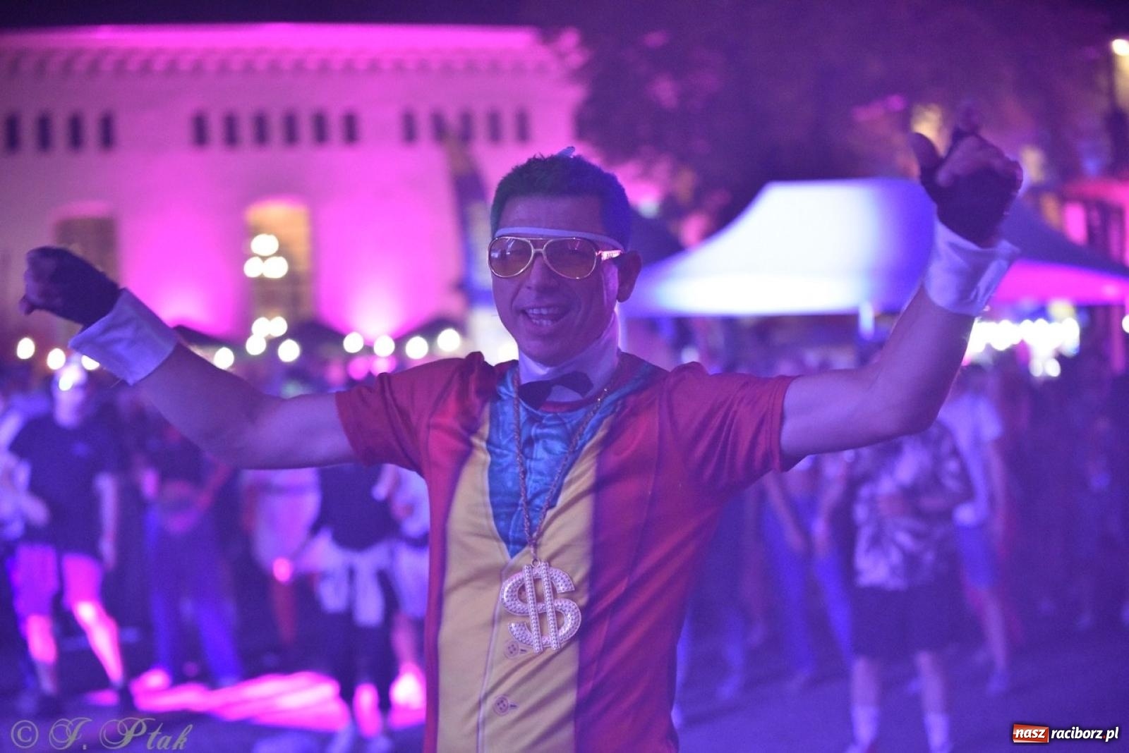 Zdjęcie w galerii na portalu naszraciborz.pl: Full Moon na raciborskim zamku - dzień pierwszy wiadomości z regionu