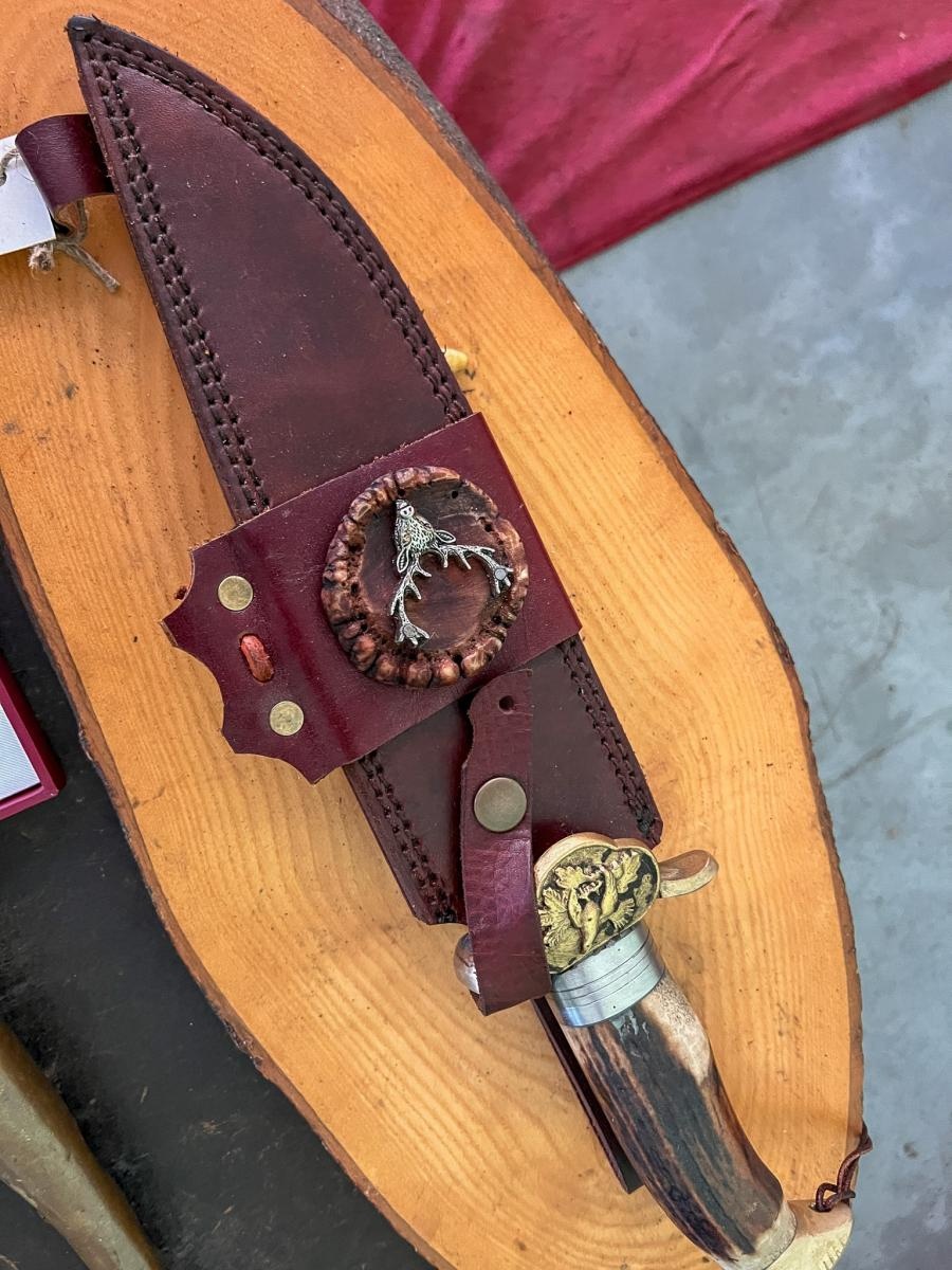 Zdjęcie w galerii na portalu naszraciborz.pl: Ciekawostki z targu staroci w Pietrowicach Wielkich wiadomości z regionu