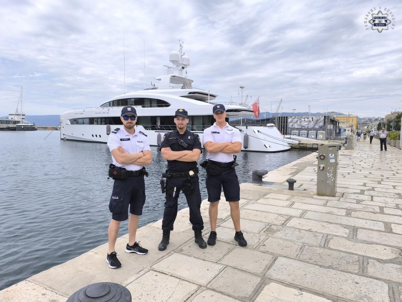 Zdjęcie w galerii na portalu naszraciborz.pl: W Chorwacji i Bułgarii spotkacie na służbie... śląskich policjantów wiadomości z regionu