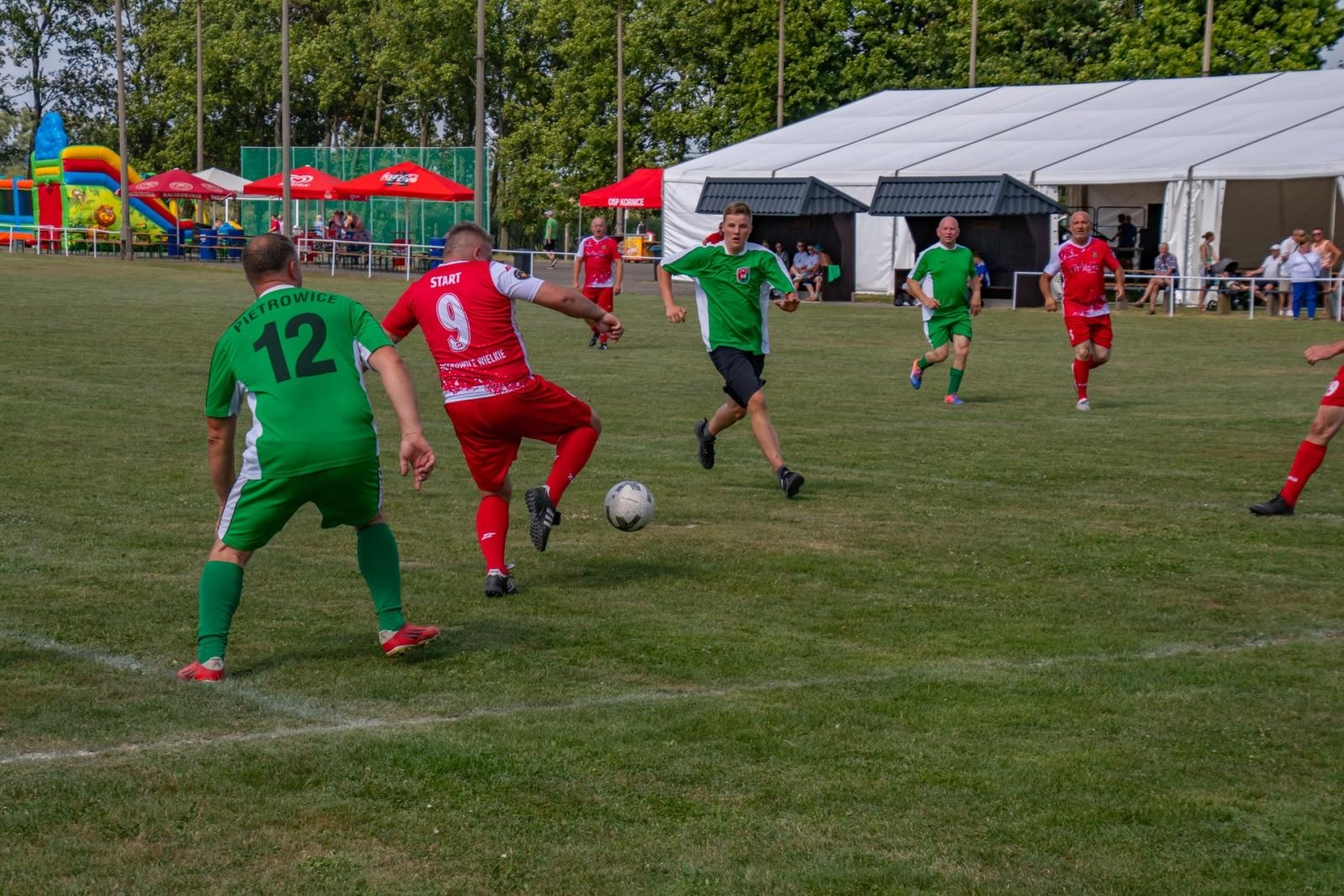 Zdjęcie w galerii na portalu naszraciborz.pl: Wspomnienia pełne emocji: Mecz oldbojów na 100-lecie LKS Start Pietrowice Wielkie wiadomości z regionu