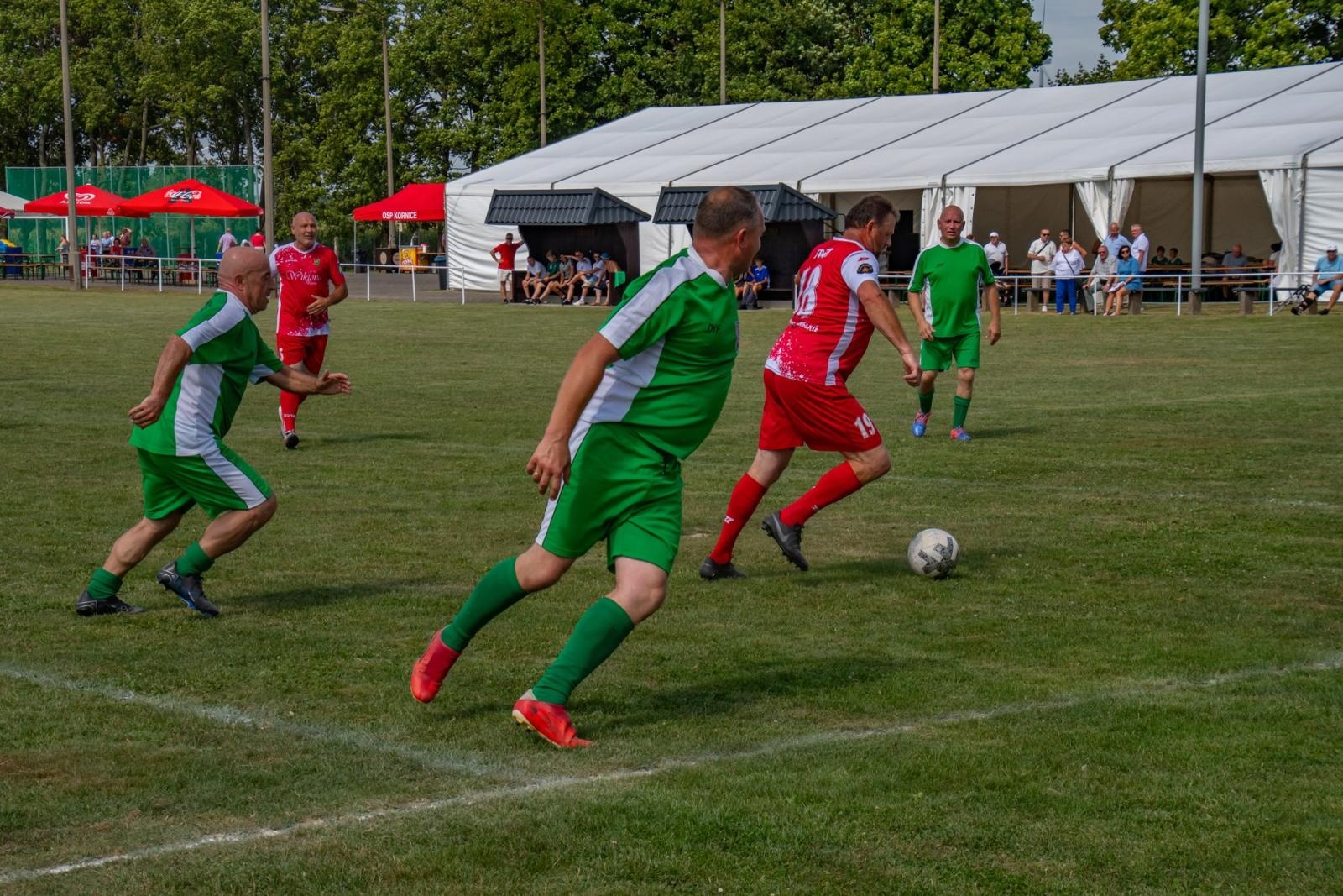 Zdjęcie w galerii na portalu naszraciborz.pl: Wspomnienia pełne emocji: Mecz oldbojów na 100-lecie LKS Start Pietrowice Wielkie wiadomości z regionu