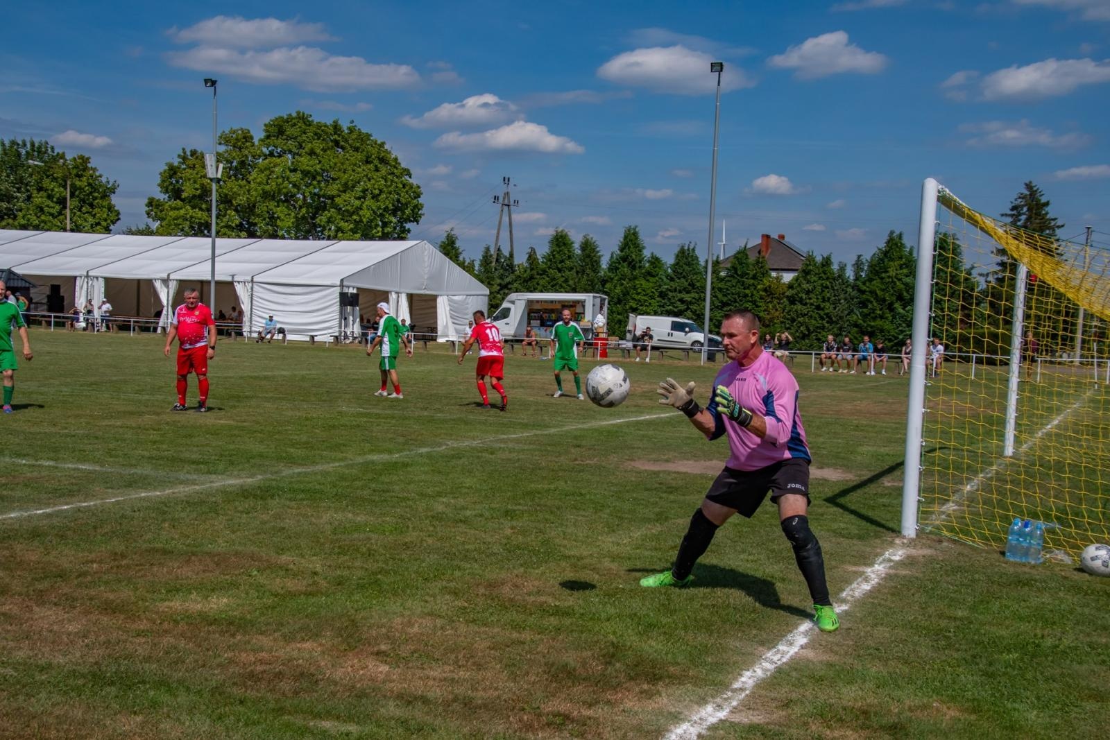 Zdjęcie w galerii na portalu naszraciborz.pl: Wspomnienia pełne emocji: Mecz oldbojów na 100-lecie LKS Start Pietrowice Wielkie wiadomości z regionu