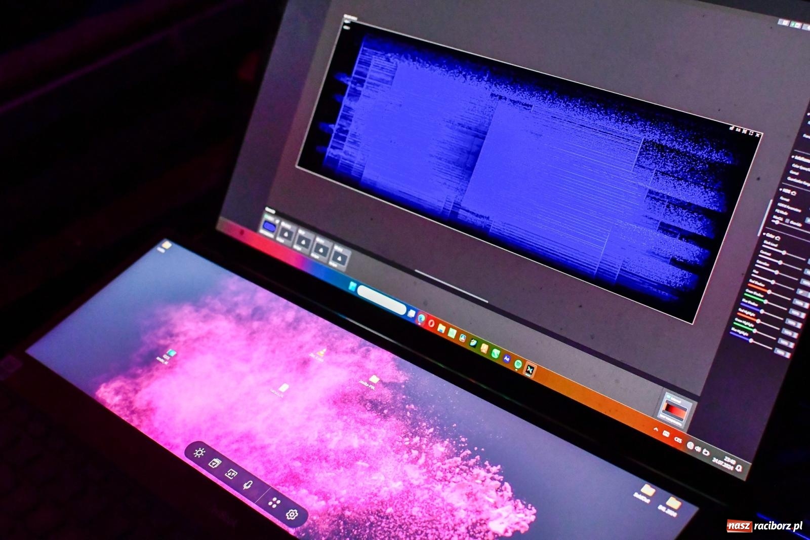 Zdjęcie w galerii na portalu naszraciborz.pl: FULL MOON 2024 - dzień drugi. Muzyczne i laserowe show na zamkowym dziedzińcu wiadomości z regionu