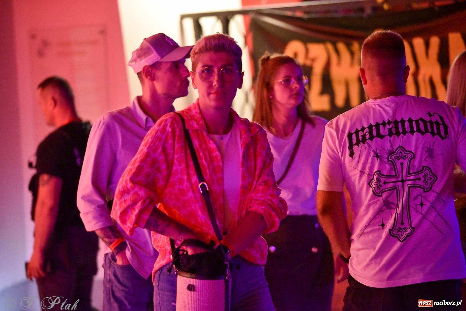 Zdjęcie w galerii na portalu naszraciborz.pl: FULL MOON 2024 - dzień drugi. Muzyczne i laserowe show na zamkowym dziedzińcu wiadomości z regionu