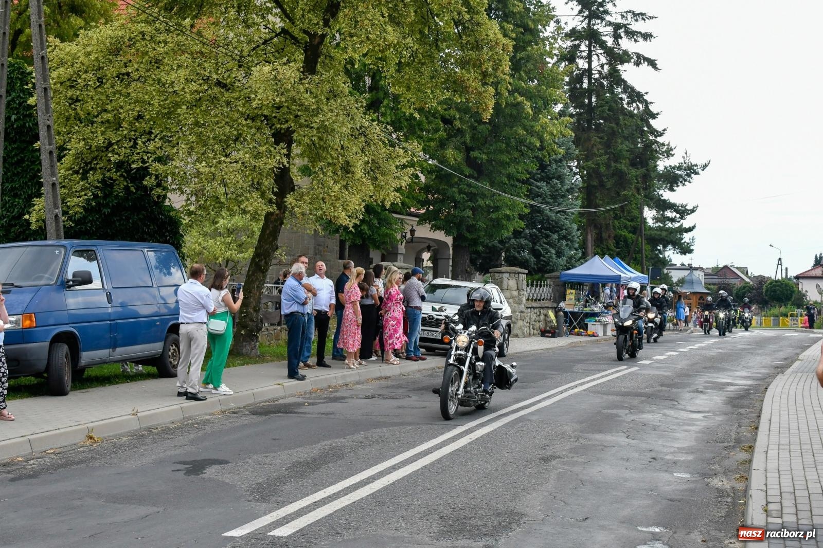 Zdjęcie w galerii na portalu naszraciborz.pl: Parada motocyklistów w Pogrzebieniu [FOTO i WIDEO] wiadomości z regionu