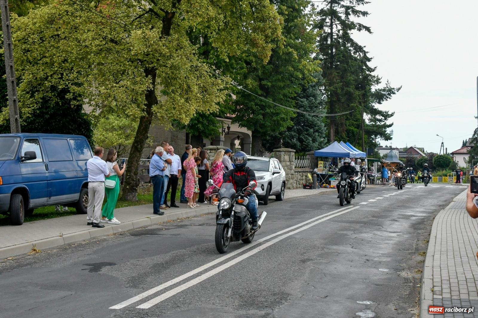 Zdjęcie w galerii na portalu naszraciborz.pl: Parada motocyklistów w Pogrzebieniu [FOTO i WIDEO] wiadomości z regionu