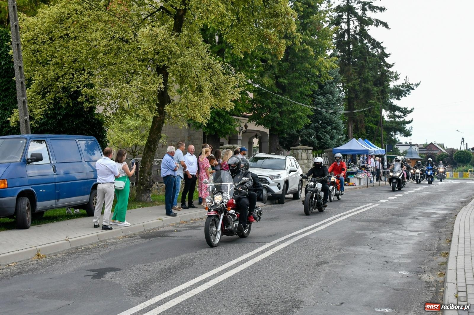 Zdjęcie w galerii na portalu naszraciborz.pl: Parada motocyklistów w Pogrzebieniu [FOTO i WIDEO] wiadomości z regionu