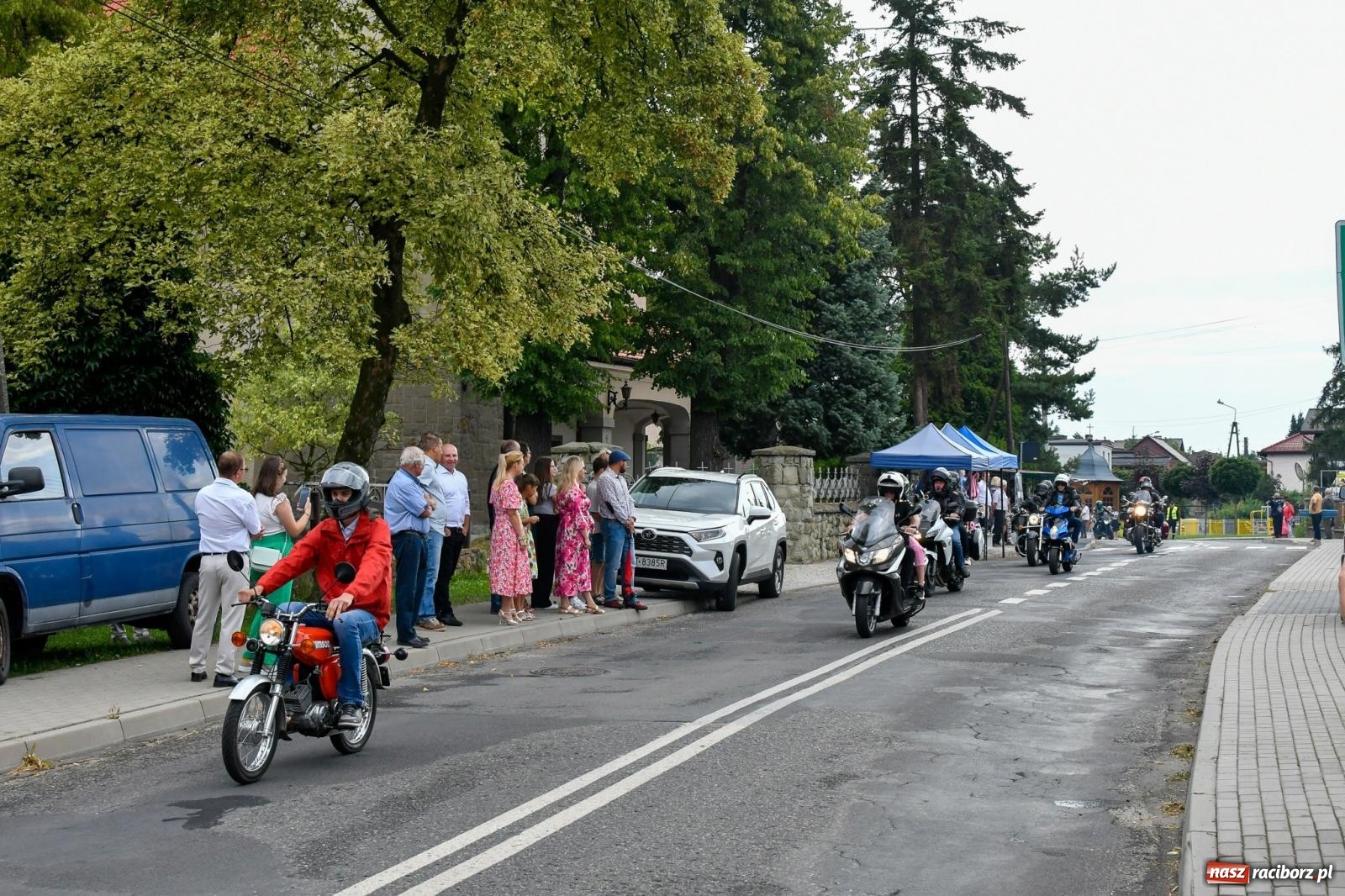 Zdjęcie w galerii na portalu naszraciborz.pl: Parada motocyklistów w Pogrzebieniu [FOTO i WIDEO] wiadomości z regionu