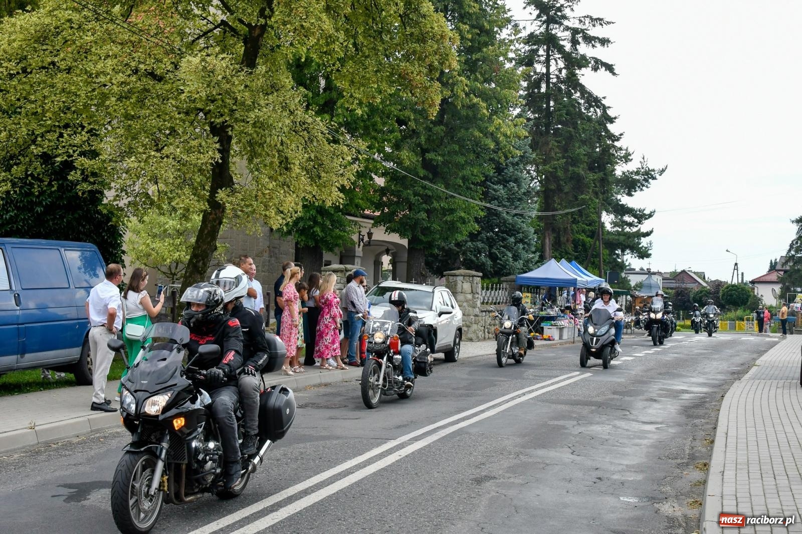 Zdjęcie w galerii na portalu naszraciborz.pl: Parada motocyklistów w Pogrzebieniu [FOTO i WIDEO] wiadomości z regionu