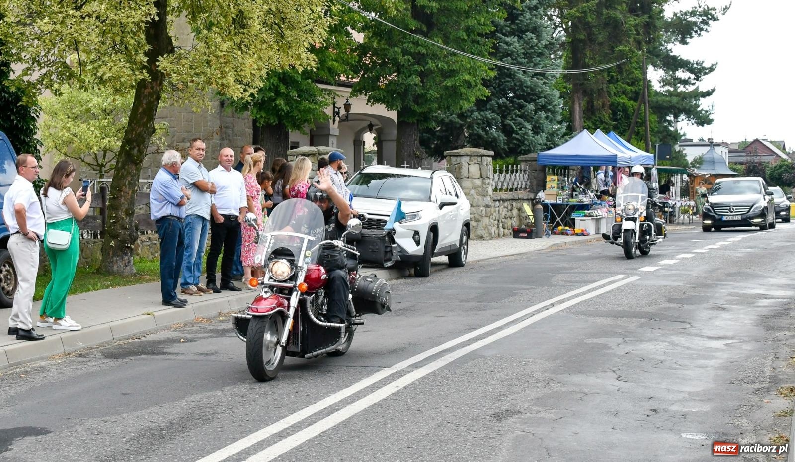 Zdjęcie w galerii na portalu naszraciborz.pl: Parada motocyklistów w Pogrzebieniu [FOTO i WIDEO] wiadomości z regionu