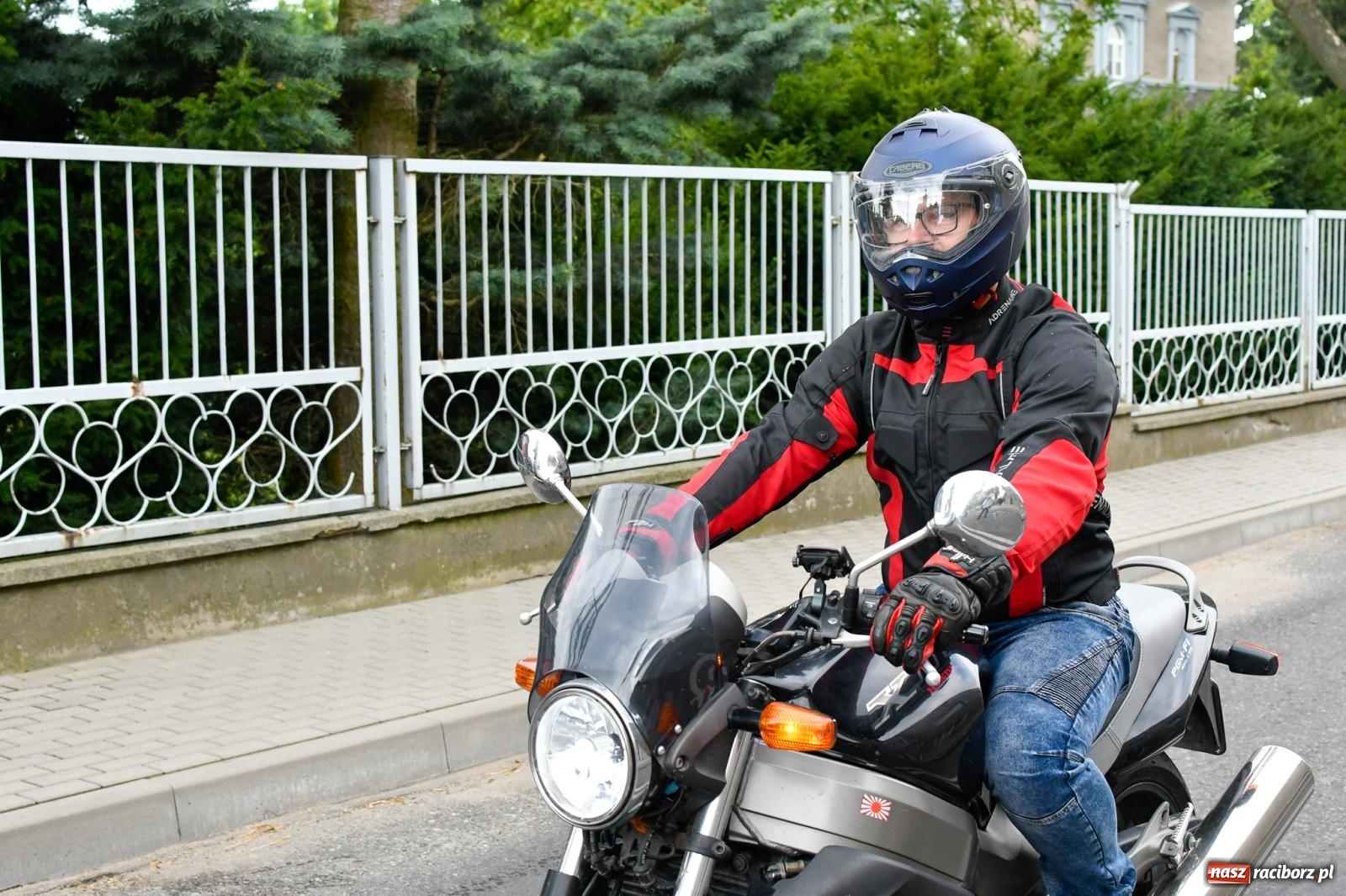 Zdjęcie w galerii na portalu naszraciborz.pl: Parada motocyklistów w Pogrzebieniu [FOTO i WIDEO] wiadomości z regionu