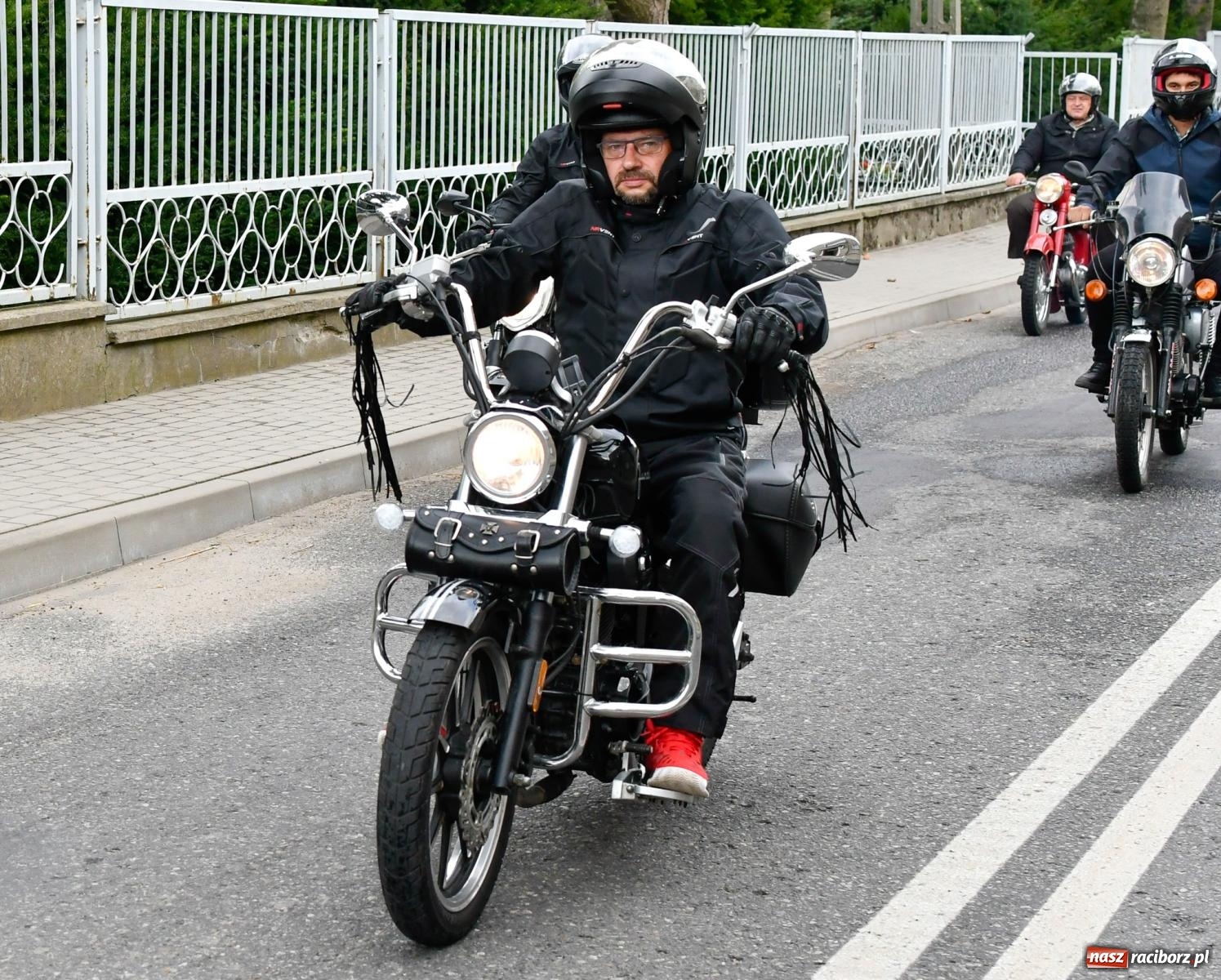 Zdjęcie w galerii na portalu naszraciborz.pl: Parada motocyklistów w Pogrzebieniu [FOTO i WIDEO] wiadomości z regionu