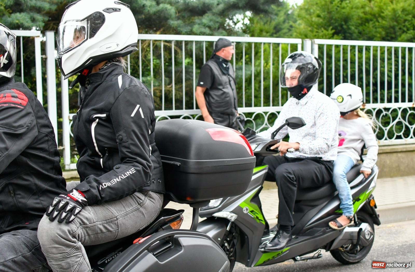 Zdjęcie w galerii na portalu naszraciborz.pl: Parada motocyklistów w Pogrzebieniu [FOTO i WIDEO] wiadomości z regionu