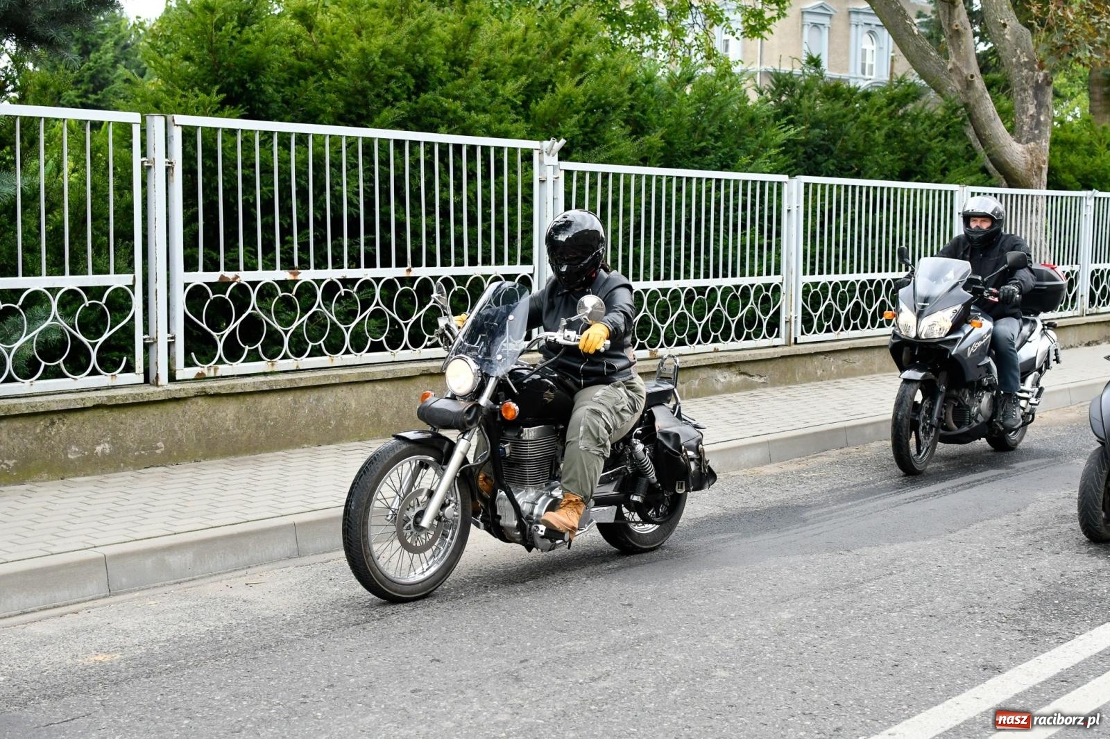 Zdjęcie w galerii na portalu naszraciborz.pl: Parada motocyklistów w Pogrzebieniu [FOTO i WIDEO] wiadomości z regionu