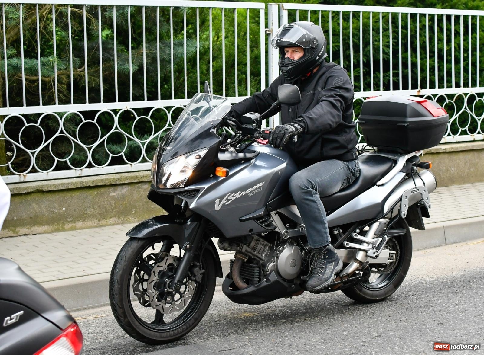 Zdjęcie w galerii na portalu naszraciborz.pl: Parada motocyklistów w Pogrzebieniu [FOTO i WIDEO] wiadomości z regionu