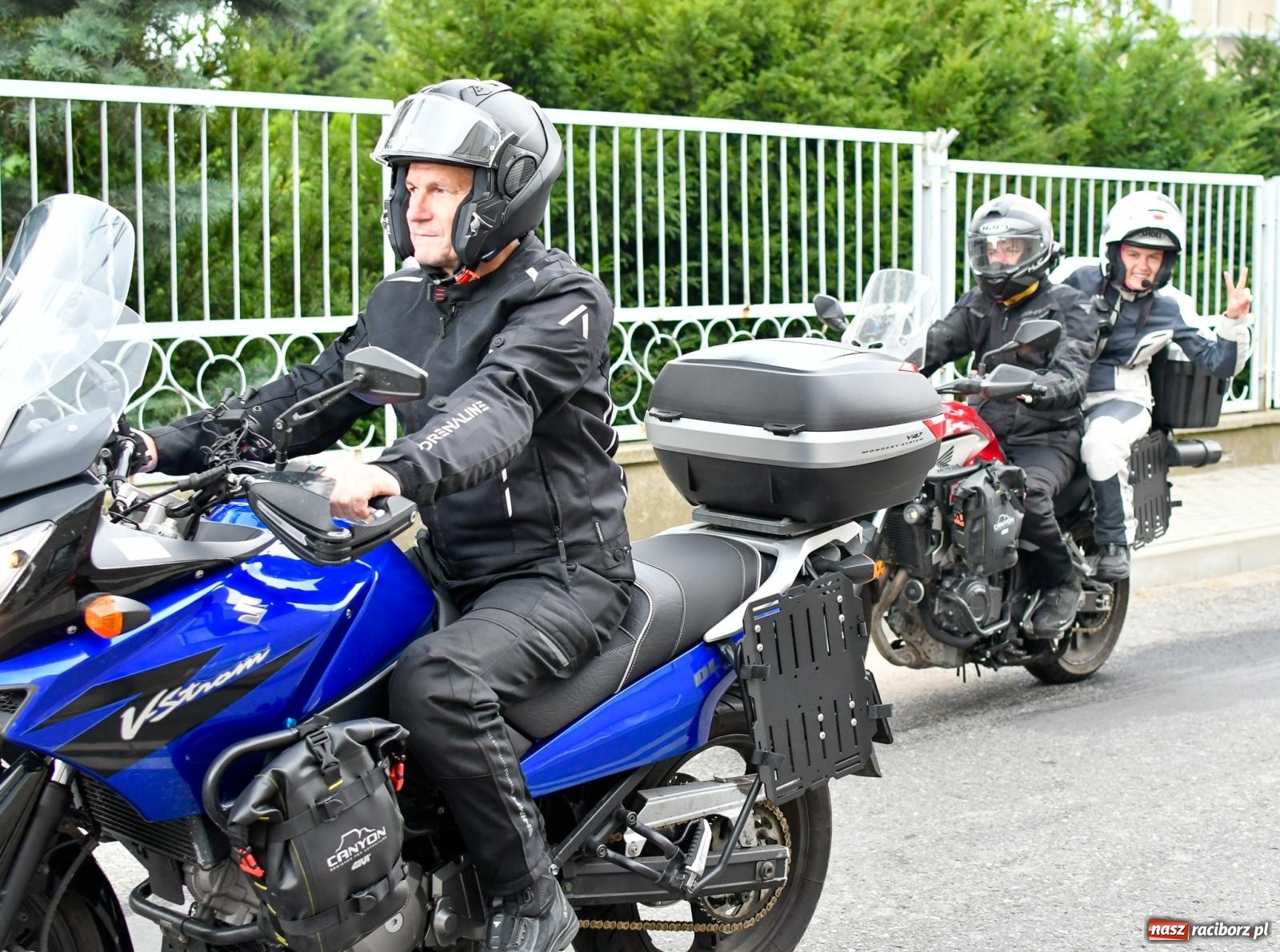 Zdjęcie w galerii na portalu naszraciborz.pl: Parada motocyklistów w Pogrzebieniu [FOTO i WIDEO] wiadomości z regionu