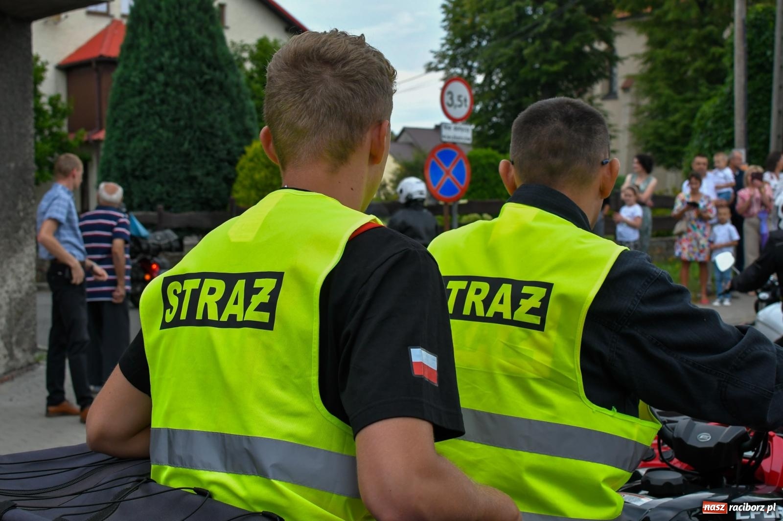 Zdjęcie w galerii na portalu naszraciborz.pl: Parada motocyklistów w Pogrzebieniu [FOTO i WIDEO] wiadomości z regionu