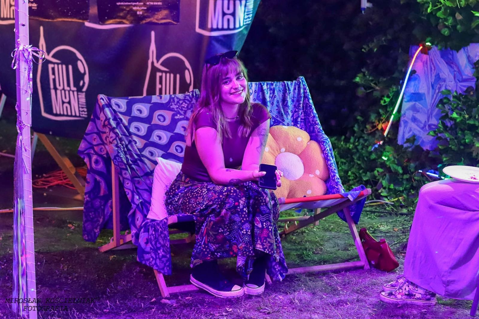 Zdjęcie w galerii na portalu naszraciborz.pl: Full Moon 2024. Tak bawiono się na zamkowym dziedzińcu wiadomości z regionu