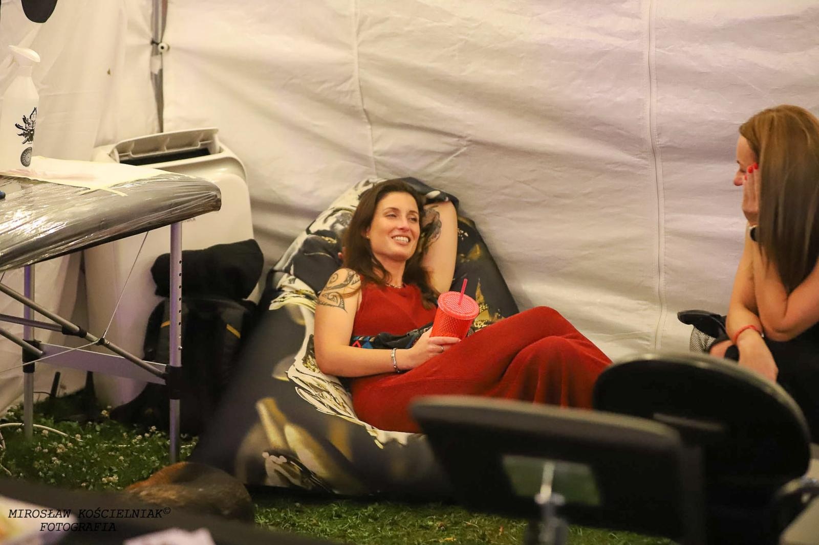 Zdjęcie w galerii na portalu naszraciborz.pl: Full Moon 2024. Tak bawiono się na zamkowym dziedzińcu wiadomości z regionu