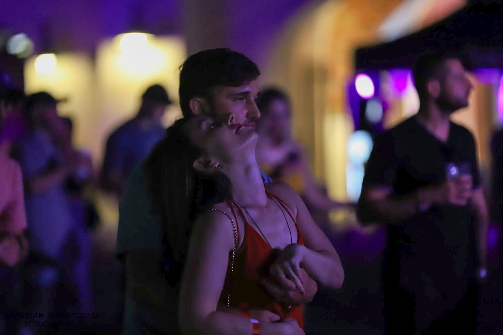 Zdjęcie w galerii na portalu naszraciborz.pl: Full Moon 2024. Tak bawiono się na zamkowym dziedzińcu wiadomości z regionu