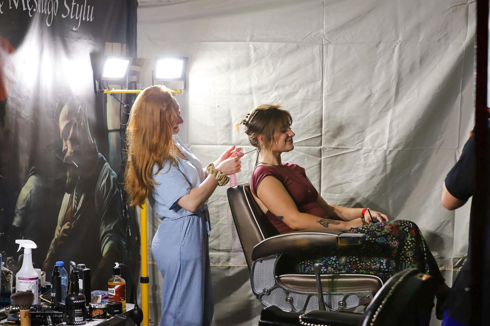 Zdjęcie w galerii na portalu naszraciborz.pl: Full Moon 2024. Tak bawiono się na zamkowym dziedzińcu wiadomości z regionu